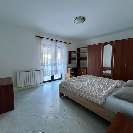 Apartments Palit Rab Exterior foto