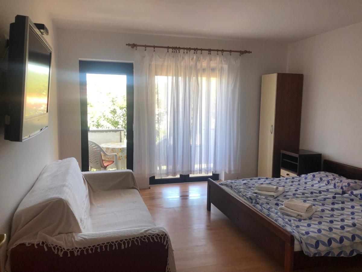 Apartments Palit Rab Habitación foto
